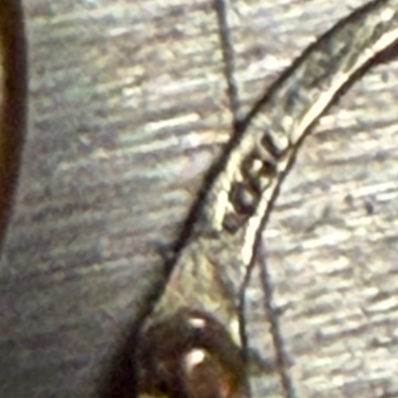 18k old gold Gold Hoop Earrings - Timeless Women's Jewelry - Picture 5 of 16